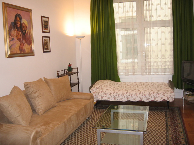 Vienna Holiday Apartments - First Floor - Apartment 10